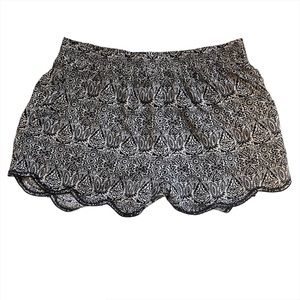 Aeropostale shorts scalloped hem size medium